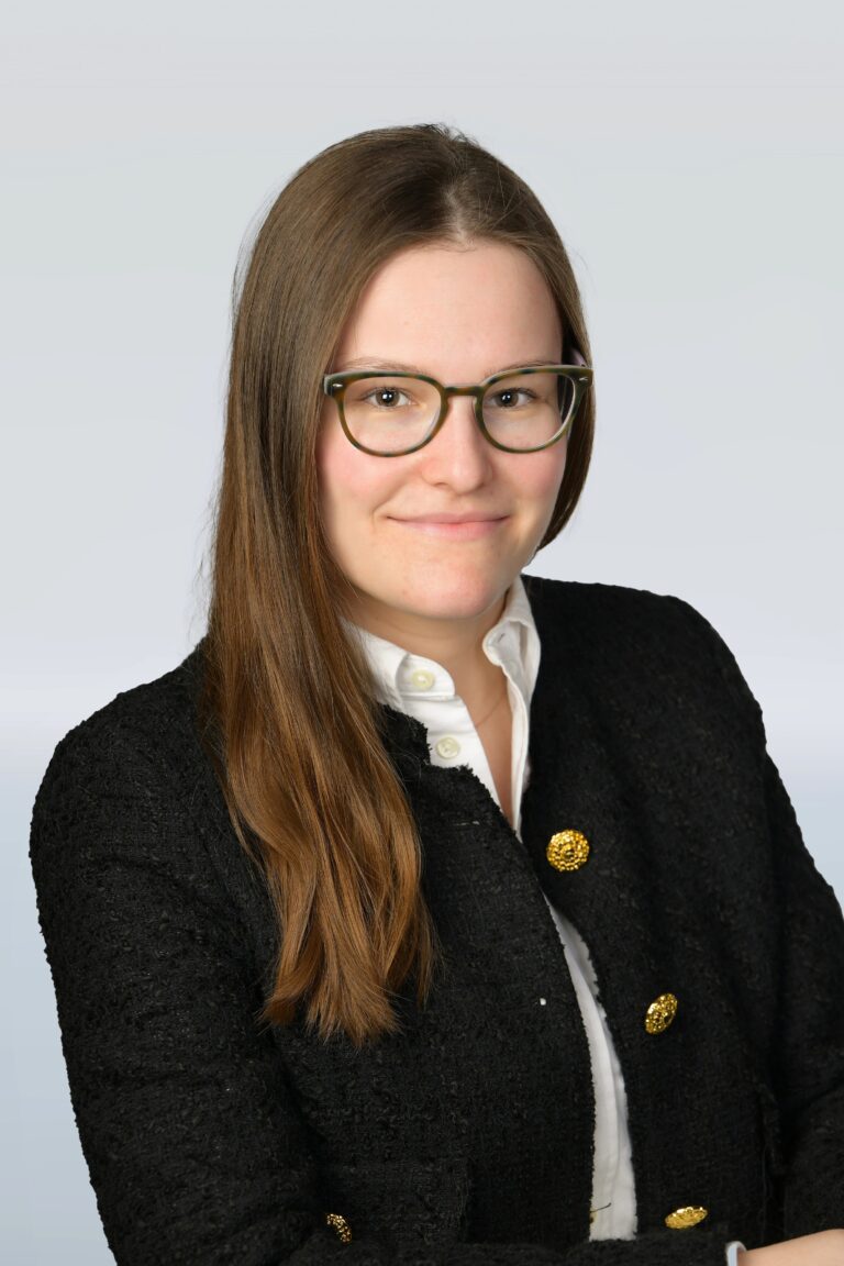 Mag. Caroline Schmid